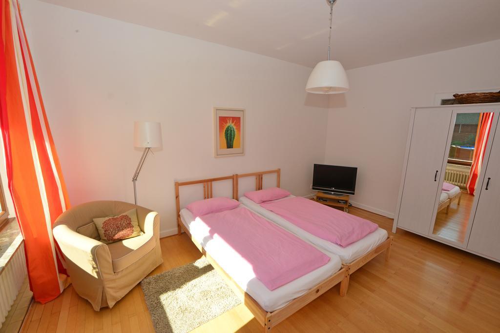 Moderne Ferienwohnung Deichstrasse ヘンネフ 部屋 写真