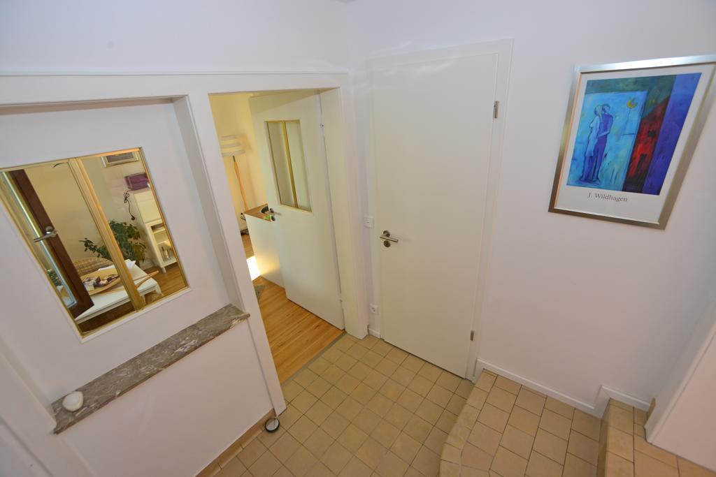 Moderne Ferienwohnung Deichstrasse ヘンネフ 部屋 写真